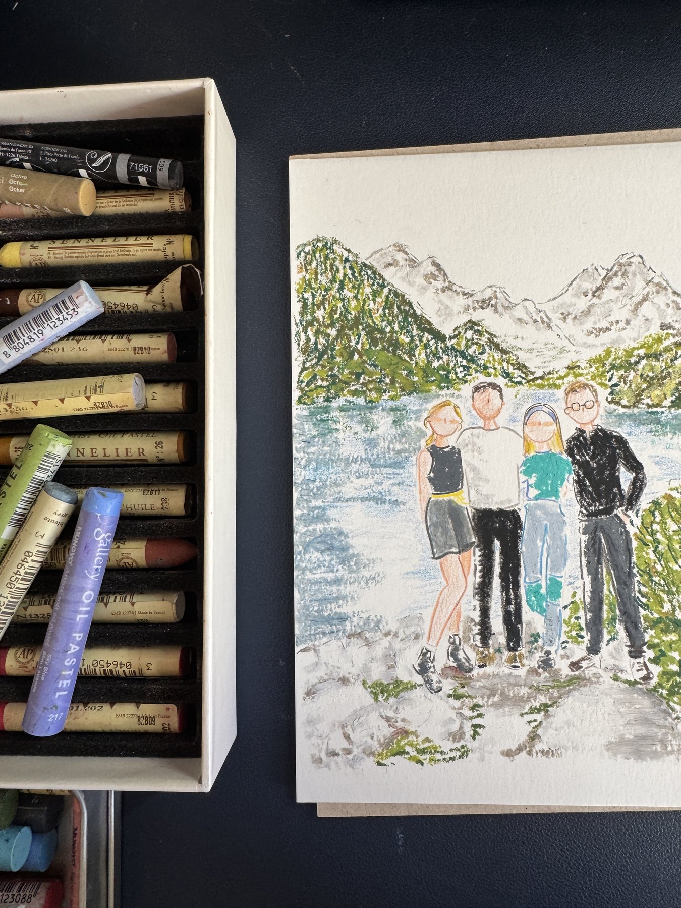Serie de ilustraciones personalizadas preparadas para los testigos